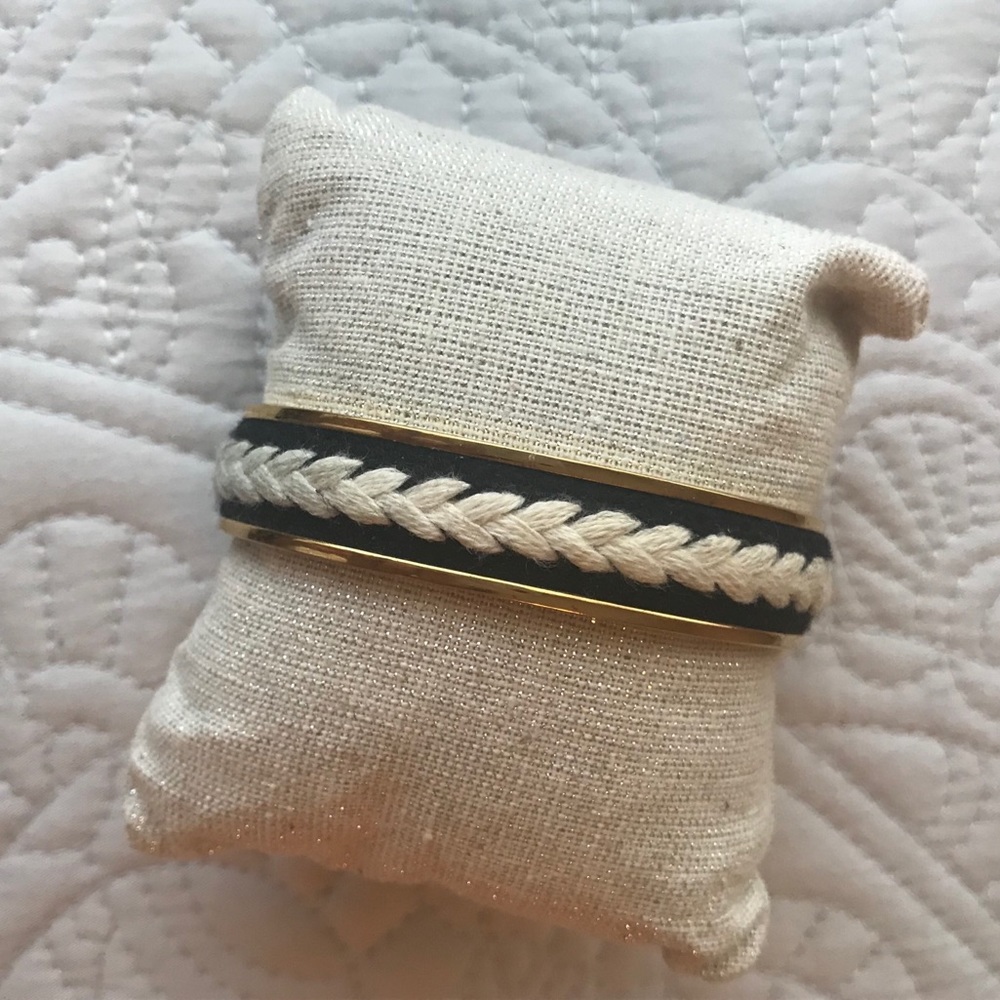Stella & Dot Illuminate Cuff